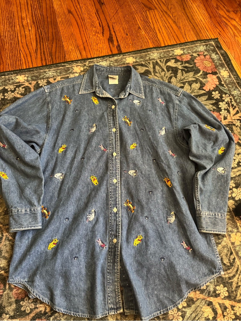 Vintage Disney Denim Button-Down Shirt with Characters Embroidery Sz XL